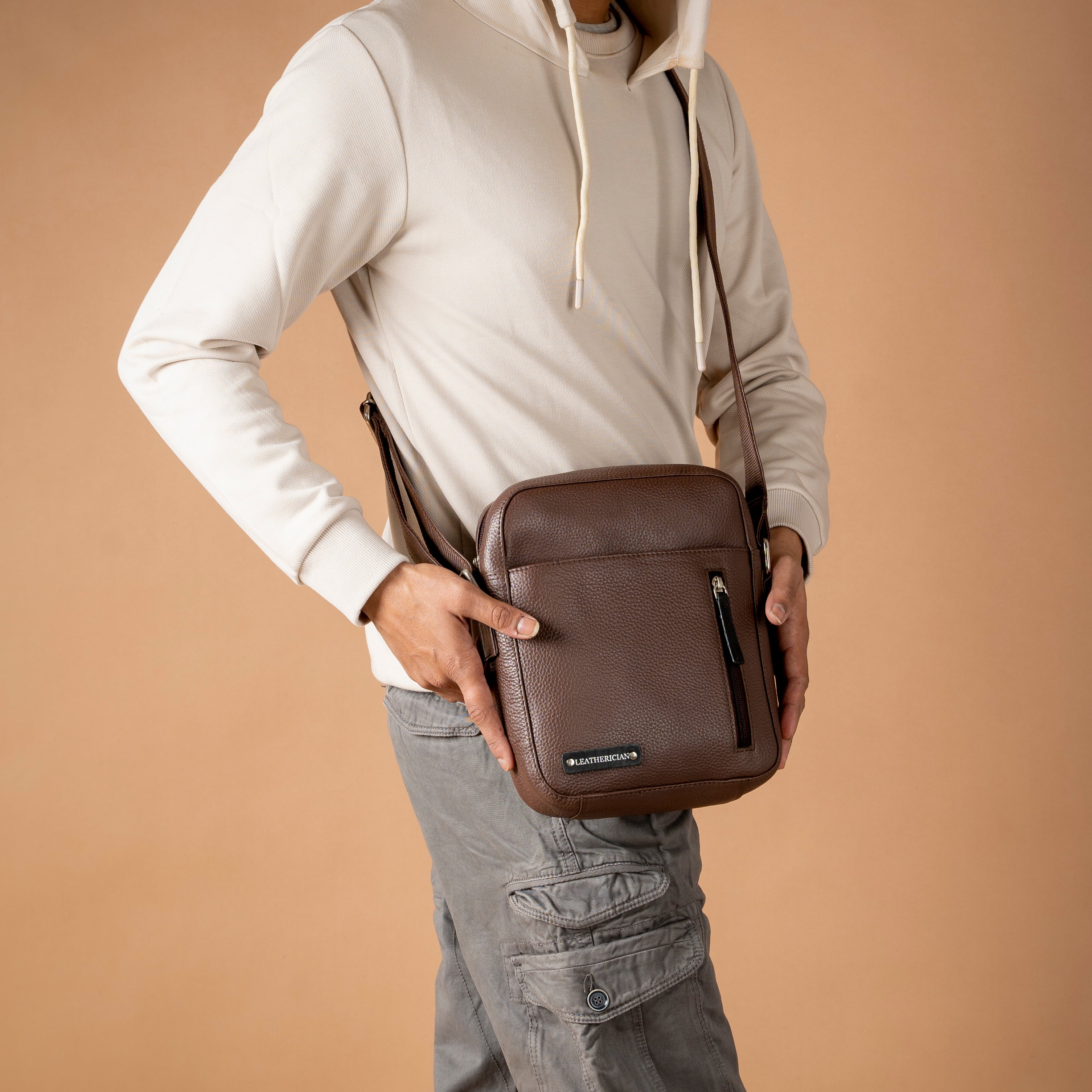 Leonard Crossbody - LEATHERICIAN