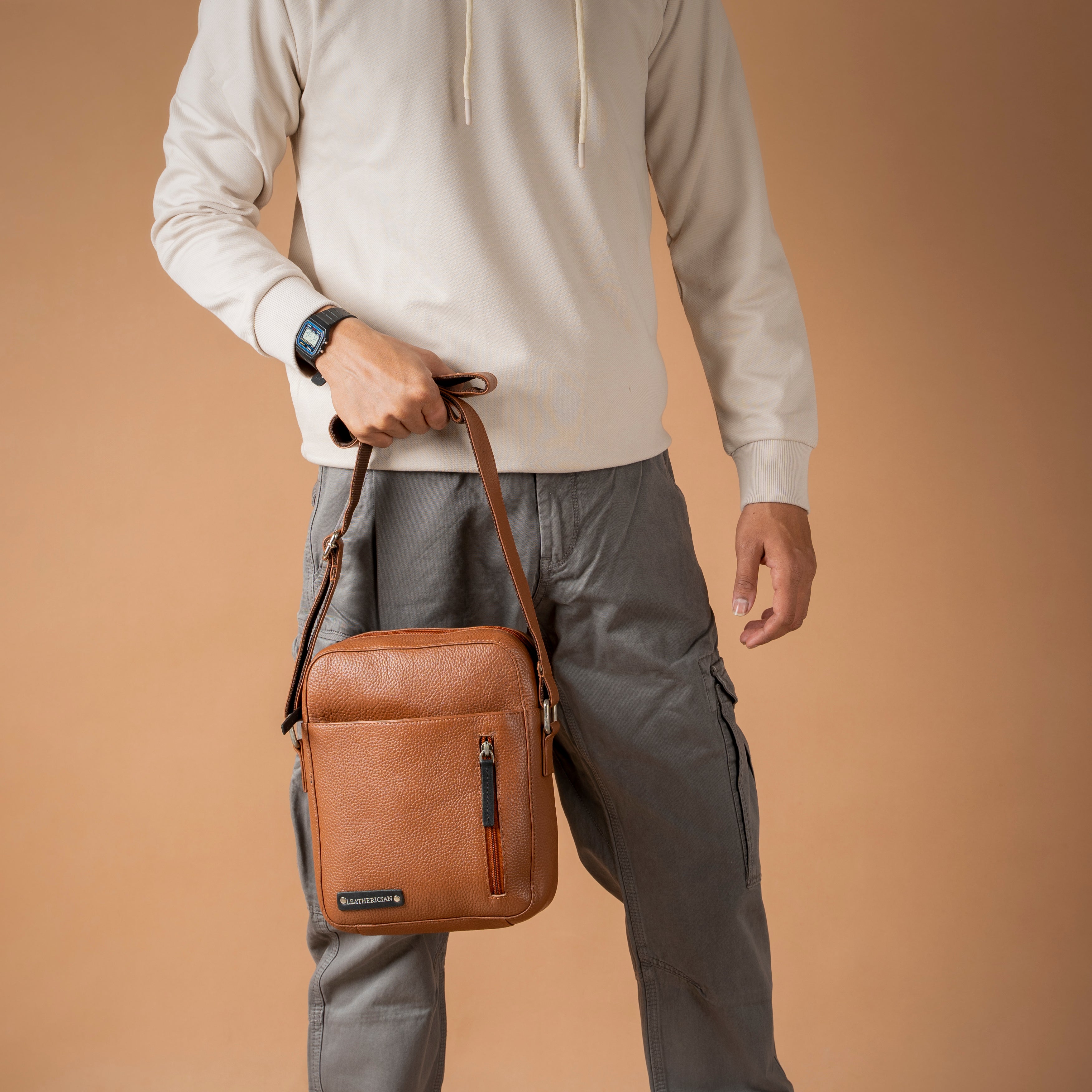Leonard Crossbody - LEATHERICIAN